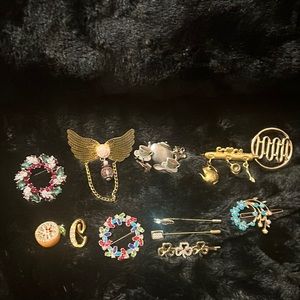 12 pins(brooches)